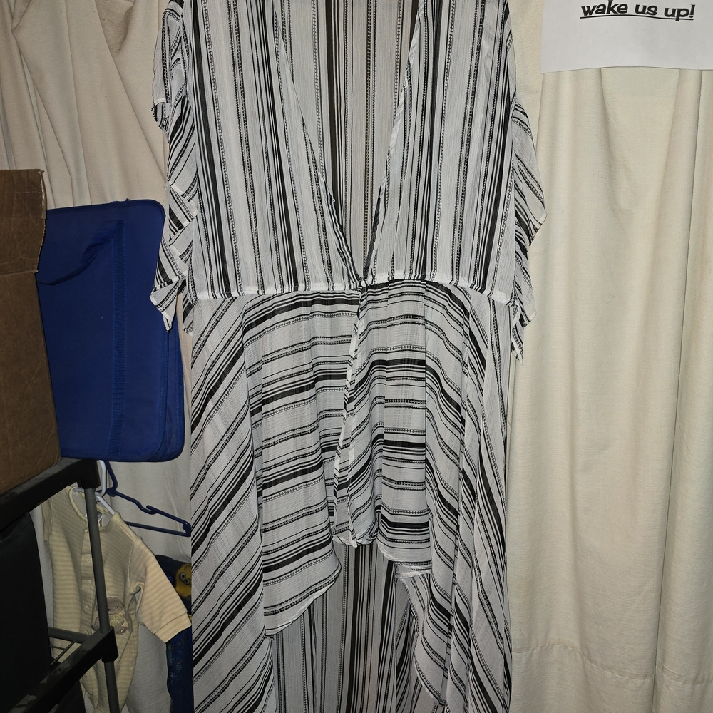 Cato Monochrome Striped Kimono